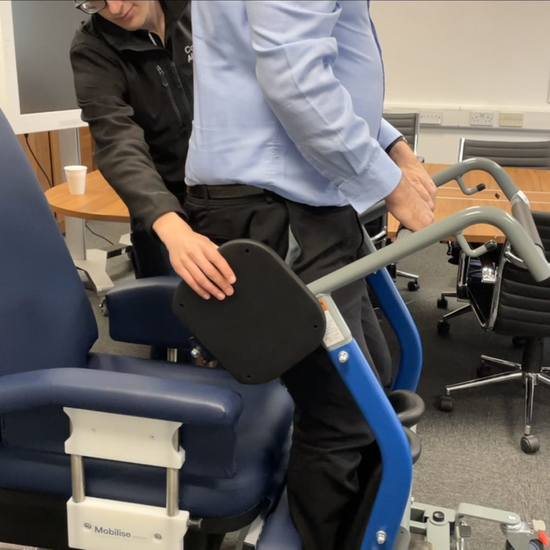 Benefits of a standing transfer aid | Caremed Alrick – Caremed UK