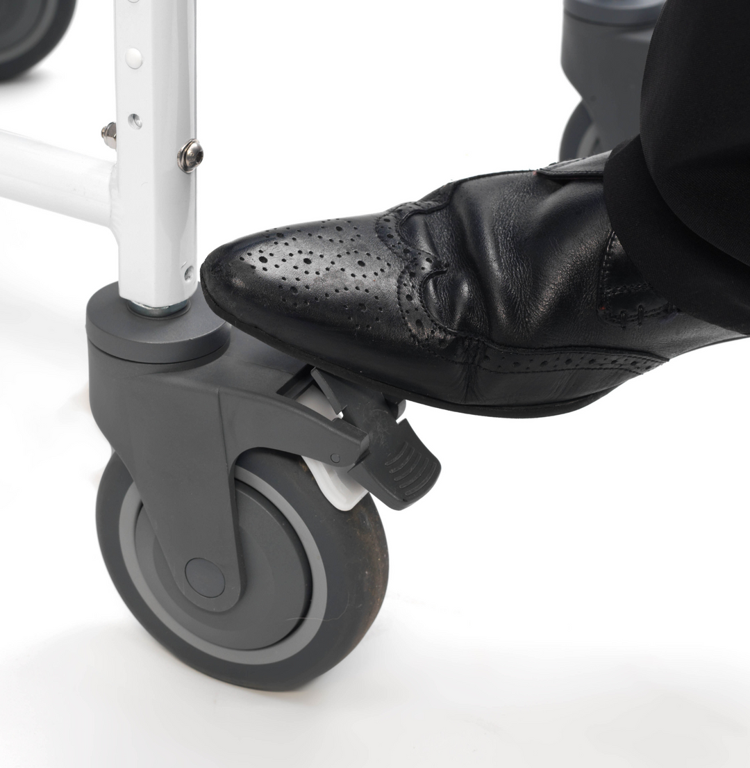 Self propelled wheeled commode for hire