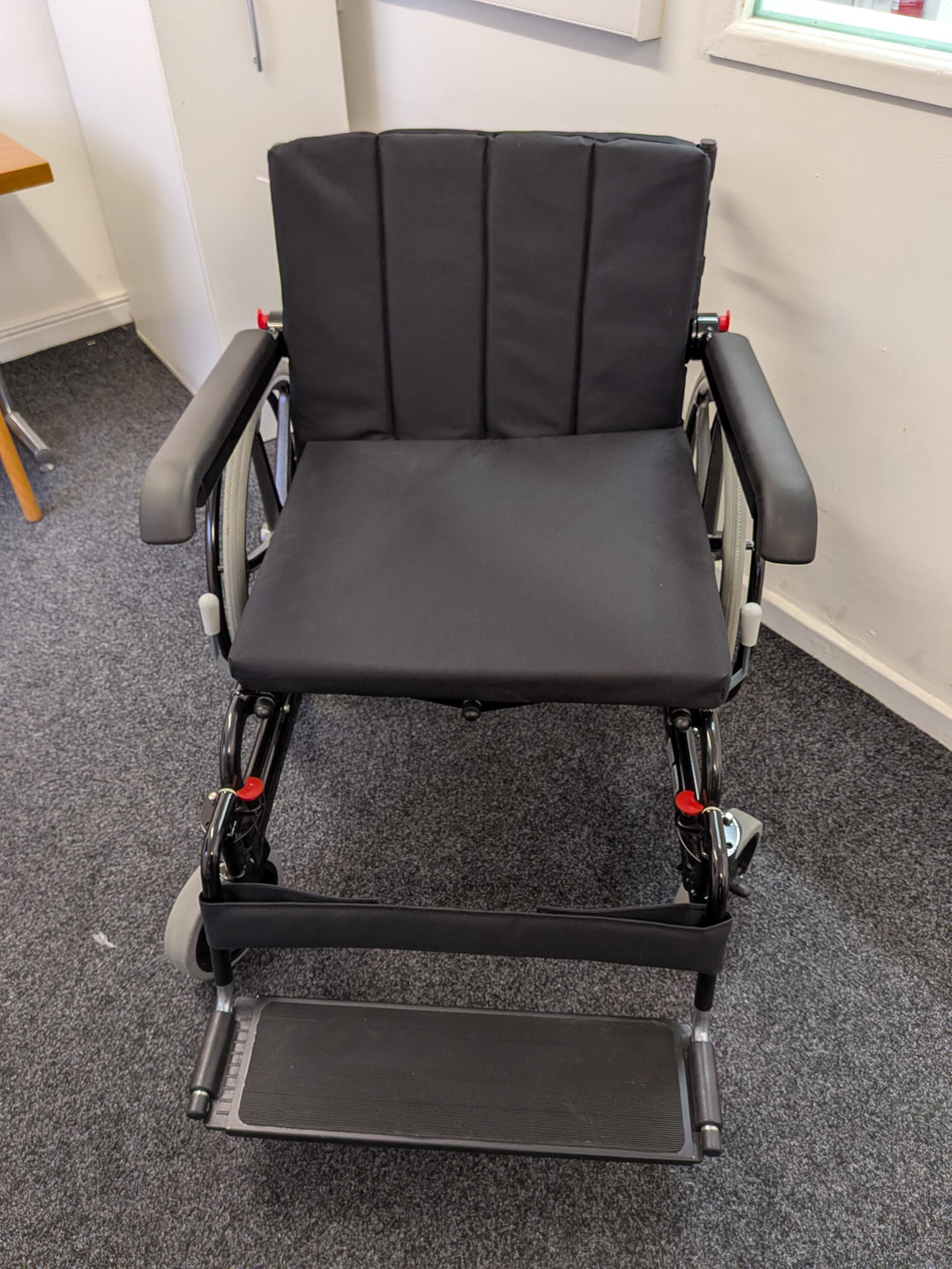 Bariatric Self-Propelled Wheelchair - To Rent
